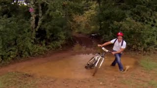 preview picture of video 'Randonnée VTT des Gorges de l’Ardèche et du Pont d'Arc (Part ½)'