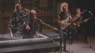 'You Kill Me' - David Letterman's 2nd Annual Holiday Film Festival (1986)