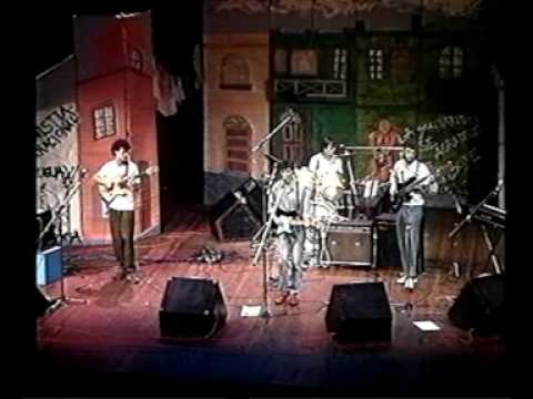 Videoclip de La Prima — El Cuarteto de Nos