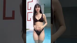 Ms Aya Flores tiktok short be like...