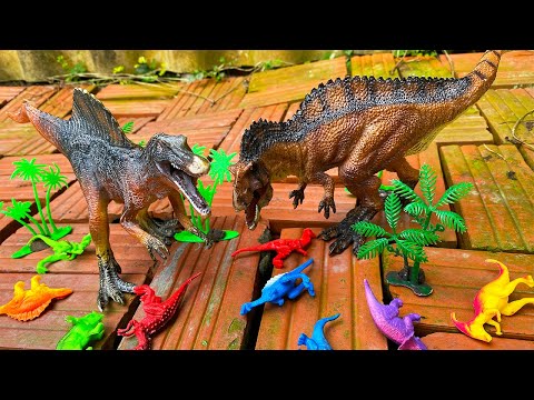 Looking for Dinosaurus Jurassic World Dominion Hunting! tyranosaurus, pteranodon, gallimimus, tiger