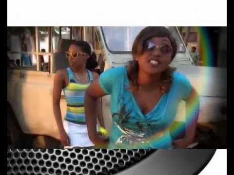 Wacha wapewe-Mummy D.flv