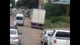preview picture of video 'Fanatismo em quatro rodas (8) Chegada de JC em Macapá-AP'
