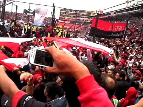 "Mira Que Banda Loca La Del Sabale Colon Vs union Clasico Santafesino 2016" Barra: Los de Siempre &bull; Club: Colón