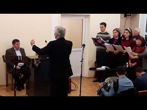 Grup de frati si surori din Borhanci la Dezmir