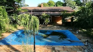 ATÉ O CARRO ABANDONARAM NESTA LINDA CHÁCARA ABANDONADA COM PISCINA