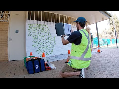 EASIEST WAY to scale up a mural art tutorial | doodle grid & ipad