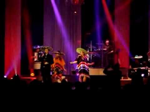 MOV06233   // Frans Bauer  //   Doe nou niet  of je mij niet ziet