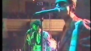 &quot;I See Red&quot; live Enz Wellington NZ