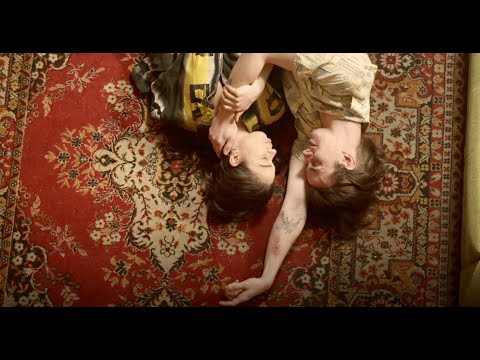 Jetzt und Hier - Maja Iris [Official Musicvideo]