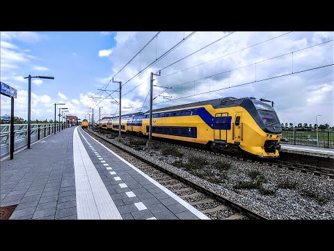A bit of intercity violence at the station of Kampen-Zuid (VIRM vs. ICMm) - Fly-by -