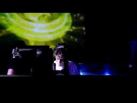 Auscore @ Rise 'Hardcore Meltdown' (27-12-2009).wmv