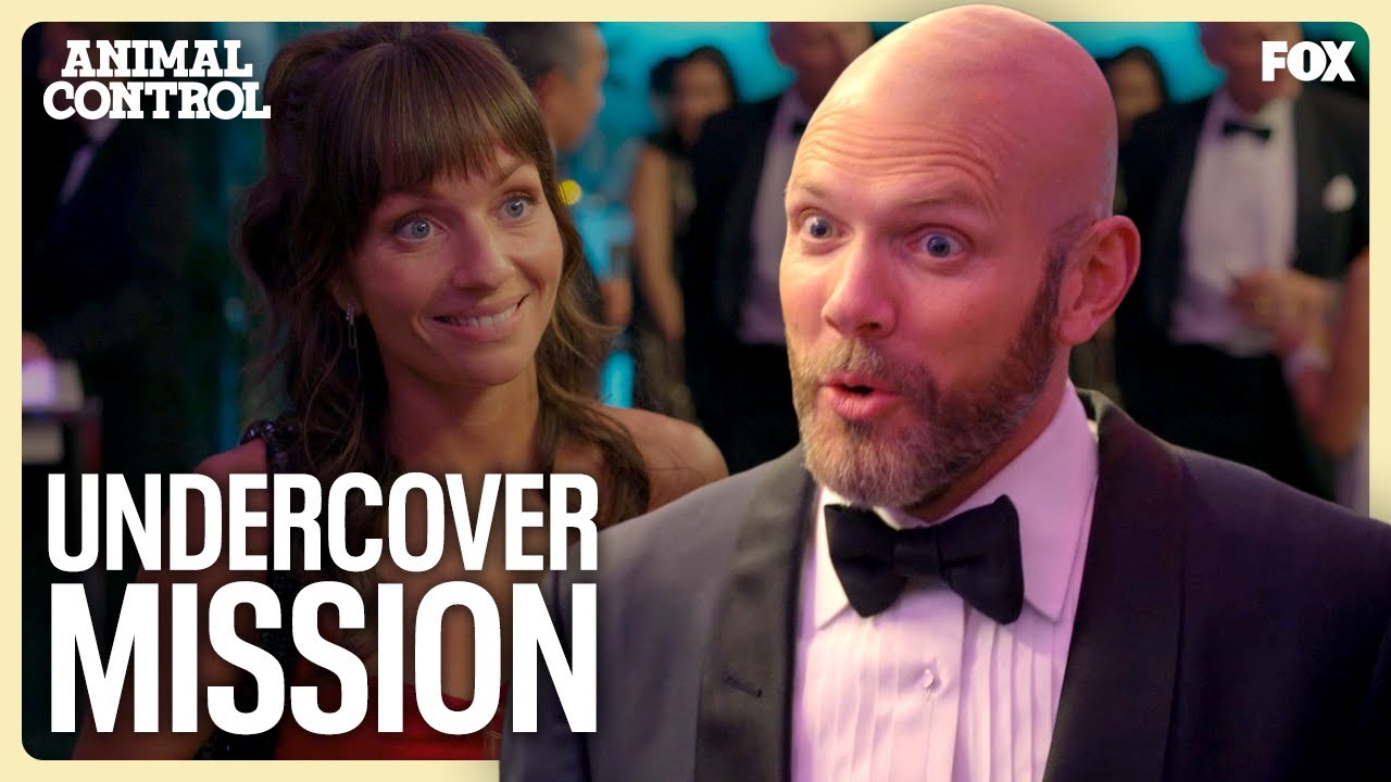 Frank and Victoria Go Undercover to Take Down an Exotic Animal Smuggler | Animal Control