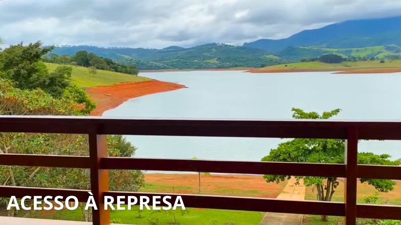 Chácara de ALTISSIMO padrão a venda, acesso exclusivo a represa, cidade de Piracaia SP.
