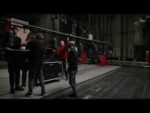 Montare decor - PREMIERA DON GIOVANNI