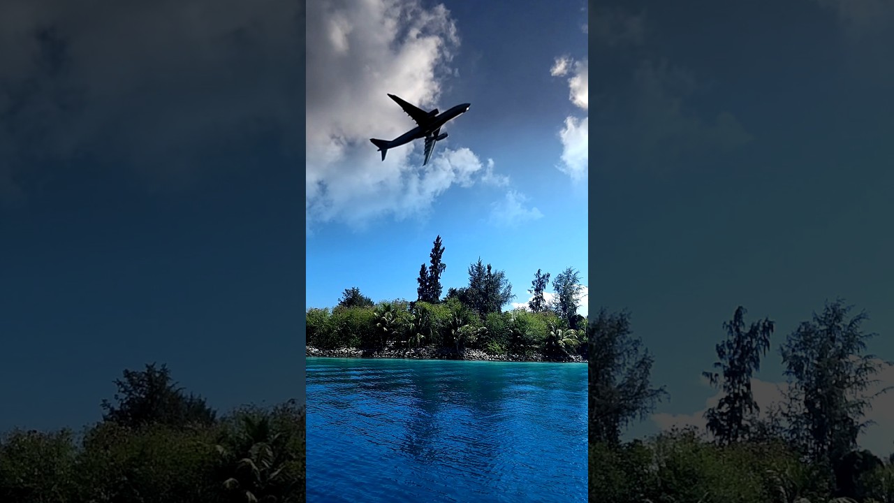 Big Aircraft Flying Low Above the Island ✈️ #viral #trend #short #flight
