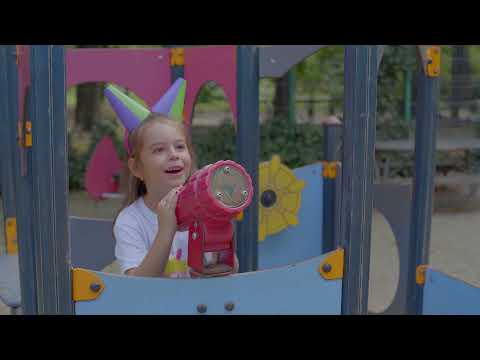 Familia Nicolescu a petrecut o zi intreaga cu Gasca Zurli, in Bucuresti