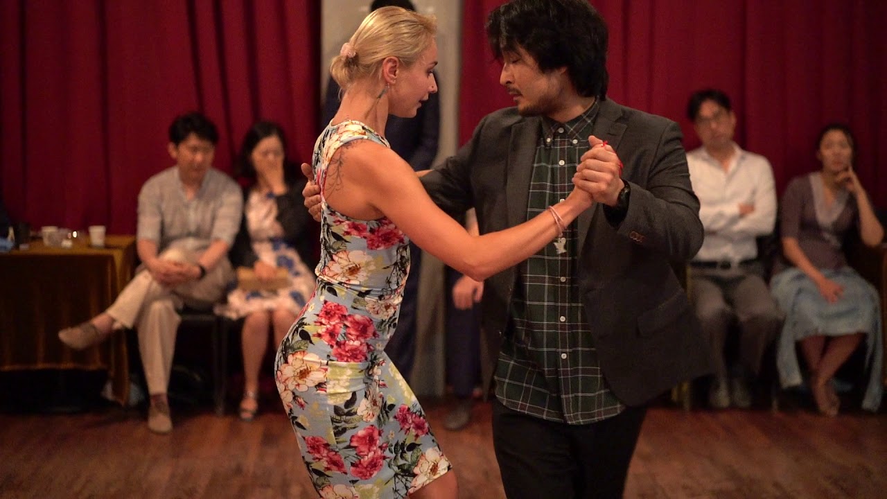 LUMINOSO 2018. 9. 29 Eleonora Kalganova y London Honglondon Free Dance in Onada2