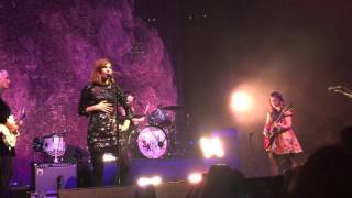 Sleater-Kinney - Merry Christmas (I Don&#39;t Want To Fight Tonight)(Ramones) at King&#39;s Theater 12/12/15