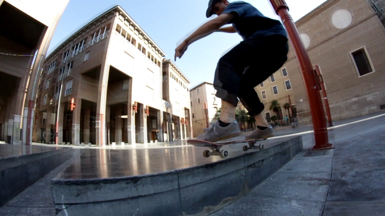 Jorge de Torres es el nuevo 'flow rider' de NOMAD Skateboards