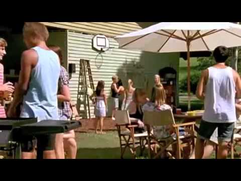 Alien Surf Girls - Season 1 Episode 2 - Microwave