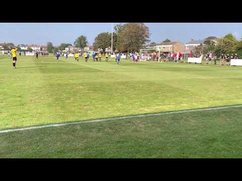 Callum Edwards 84th minute for Whitehawk vs Littlehampton Town FA Cup 2021 to make it 4-3