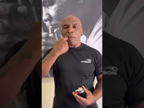 Mike Tyson spotted using snus😱 #miketyson #snus #mkpodplug #nicotinepouches #zynga