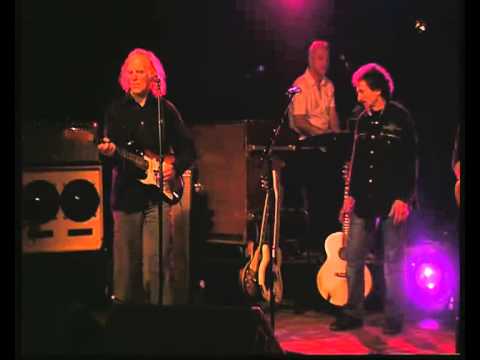 Decennium-Inviting eyes