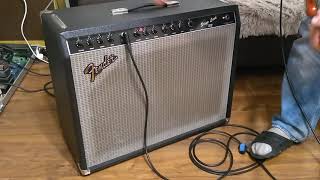 Video thumbnail for Fender Stage Lead 212 '80s by Damian Gitaromania