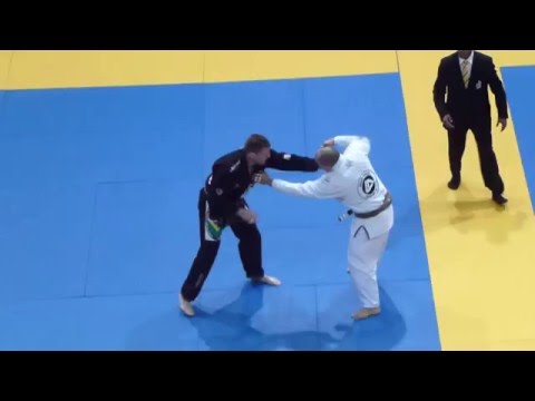 Susej Pontes vs Patrick Talmon - IBJJF European Open 2016 - Brown Master 2 - Medium-Heavy