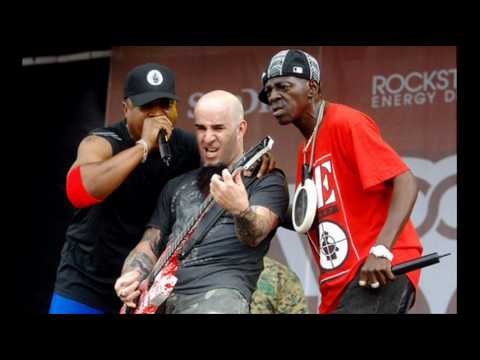 Anthrax & Public Enemy - Bring Tha Noize