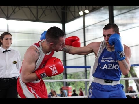 1 - Il Derby sale sul ring - Boxing Arcesi - Contu Andrea VS Forte Mauro