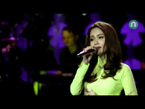 Thể hiện bởi Cẩm Ly
