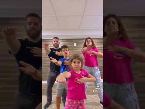 Quién hizo mejor este trend?😂#4plusone