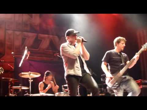 MAXXWELL -Slapshot- @ Z7 Pratteln 2012