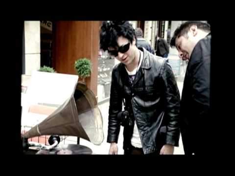 Green Day - American Idiot (Live Video)