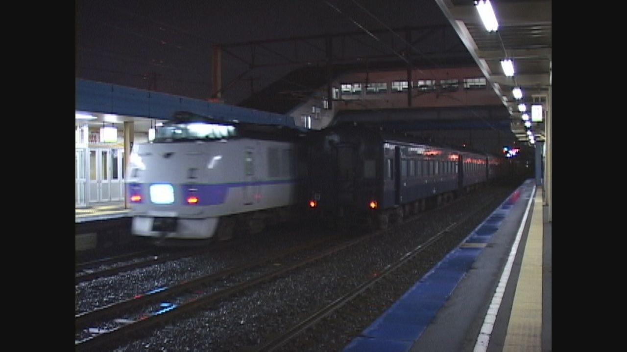 （非HD）厚別駅と札幌駅の夜（再掲）