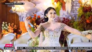 Download lagu SILVI KUMALASARI ⁉️ BUKIT BERBUNGA VERSI CAMPURSARI - BAYU MUSIC LIVE PURWOREJO 🔴 mp3