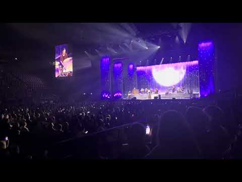 Tout - Lara Fabian - Paris Accor Arena, Dec 7 2025
