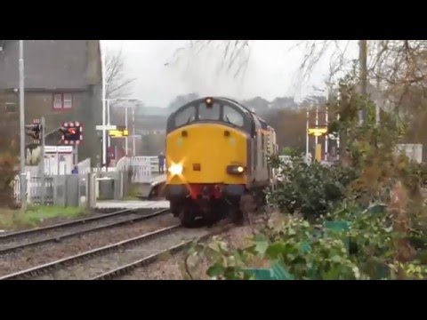 37607/37609 6c51 Sellafield - Heysham flasks/6c52 return, 2nd December 2015 THRASH !