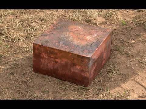 Crews uncover copper box believed to be 1887 time capsule at Lee monument site