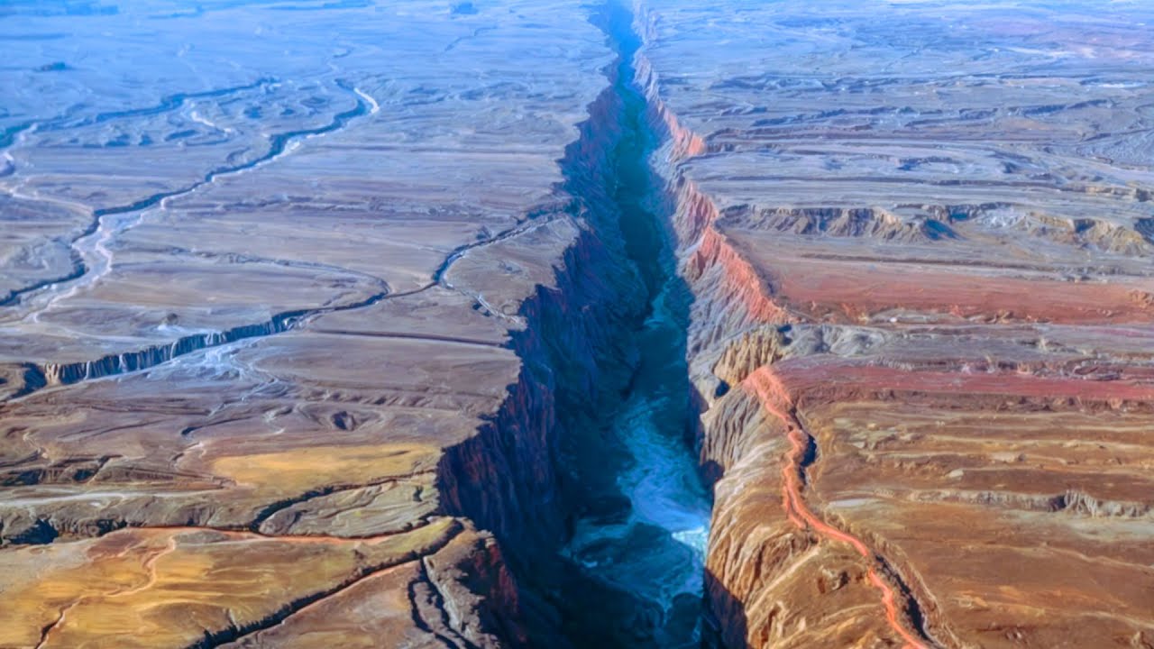 Os incríveis afundamentos, rachaduras e buracos da Terra! O que se esconde em seu interior？