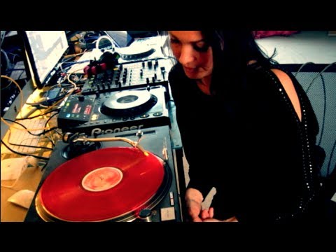 Fresh Vinyl : Nadja Lind & Paul Loraine - Limited Red Vinyl - Repress VLF001ltd