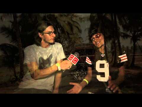 Interview: Samsaya at School Night