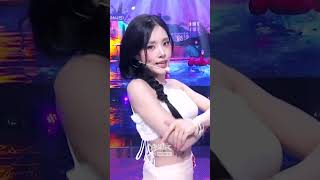 fromis_9 - Vitamin ME #プロミスナイン #프로미스나인 #Vitamin_ME #Shorts #MusicBank | KBS WORLD TV