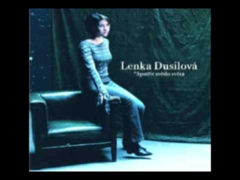 Lenka Dusilová - Nepovídej nám + text
