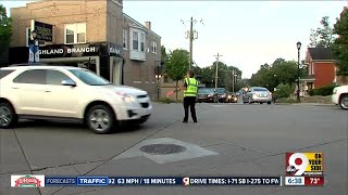 Download lagu Judy Kiskaden has kept kids safe for 34 years as a Fort Thomas crossing guard mp3 Download lagu Judy Kiskaden has kept kids safe for 34 years as a Fort Thomas crossing guard mp3