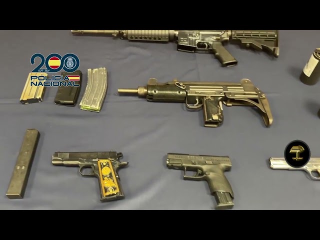 La Policía Nacional localiza un narcozulo e interviene un depósito de armas de guerra