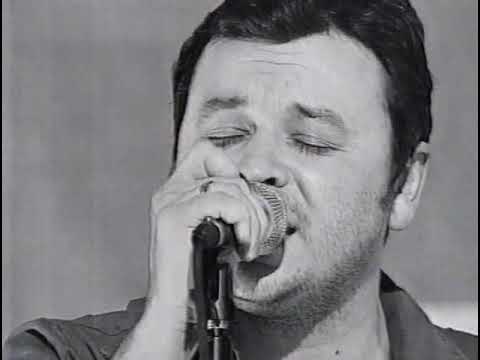 Thumbnail for Manic Street Preachers - BBC1 - Top Of The Pops - So Why So Sad & Found That Soul - 09/02/2001 by Mani, Manic Street Preachers, Cher