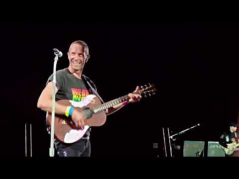 Coldplay - NAPULE È  - [MultiCamVideo]